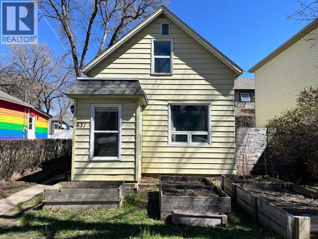 631 6 Street S, Lethbridge, Alberta
