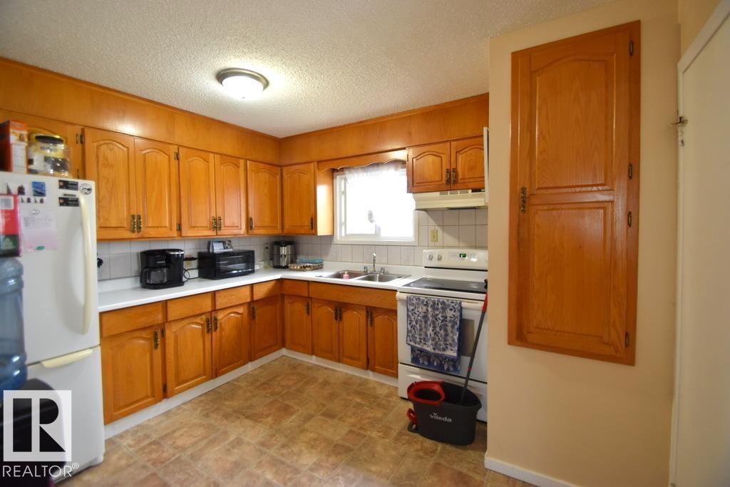 4903 49 Av, Vilna, Alberta  T0A 2C0 - Photo 2 - E4478175