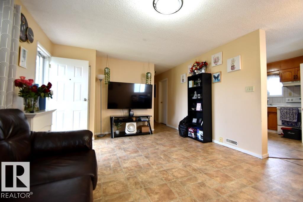 4903 49 Av, Vilna, Alberta  T0A 2C0 - Photo 10 - E4478175
