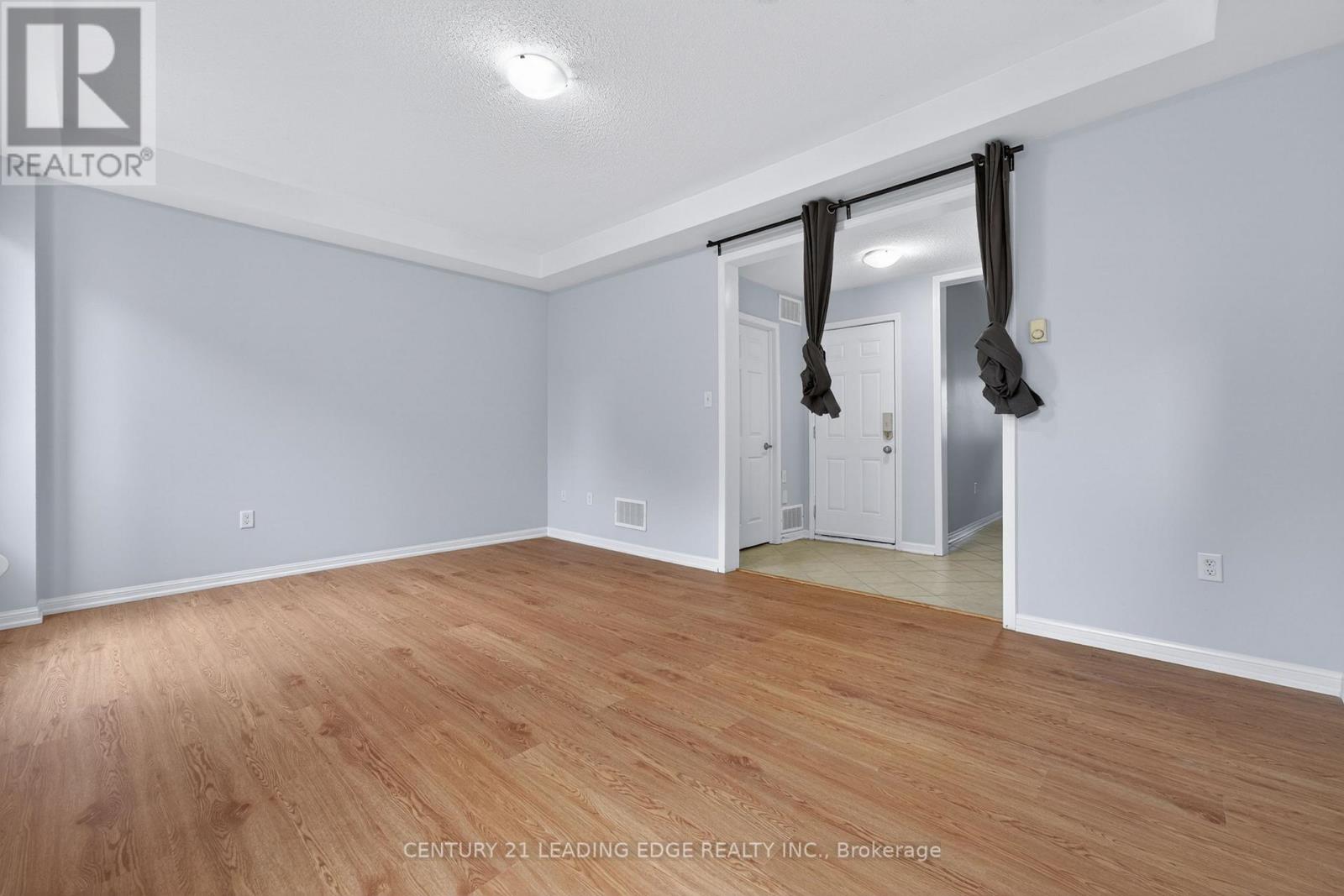 64 Ferguson Street, Toronto, Ontario  M1L 0C9 - Photo 10 - E13129190