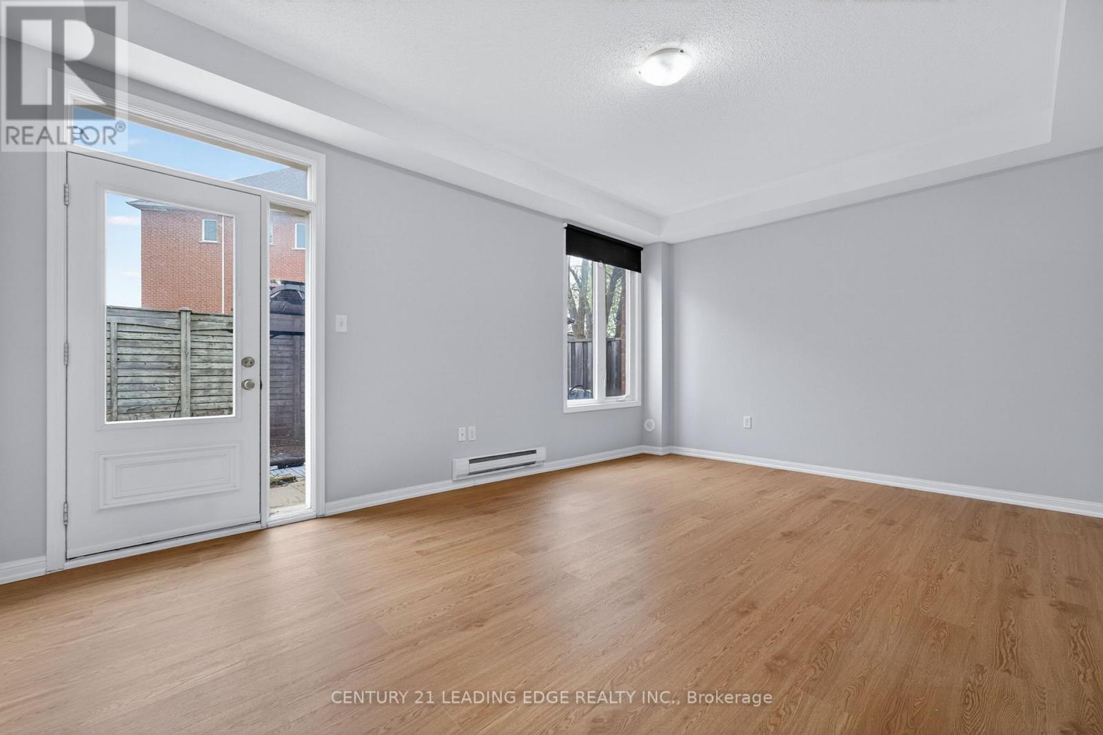 64 Ferguson Street, Toronto, Ontario  M1L 0C9 - Photo 7 - E13129190