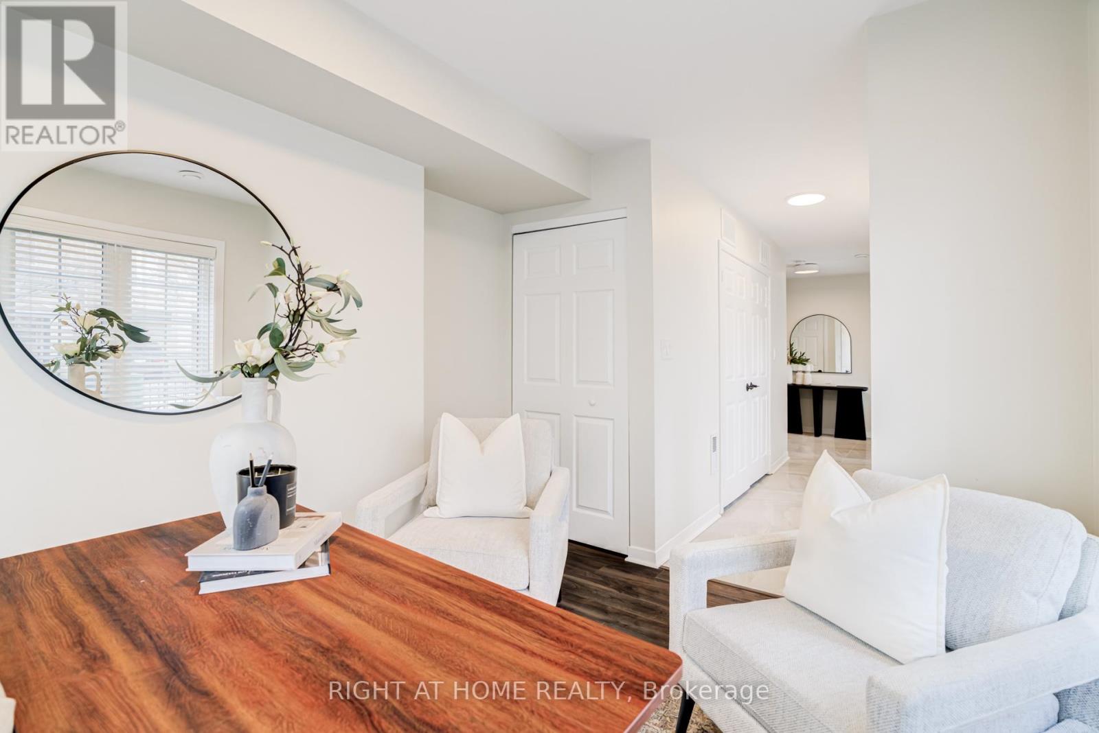 88 - 1250 St.martins Drive, Pickering, Ontario  L1W 0A2 - Photo 6 - E13129224