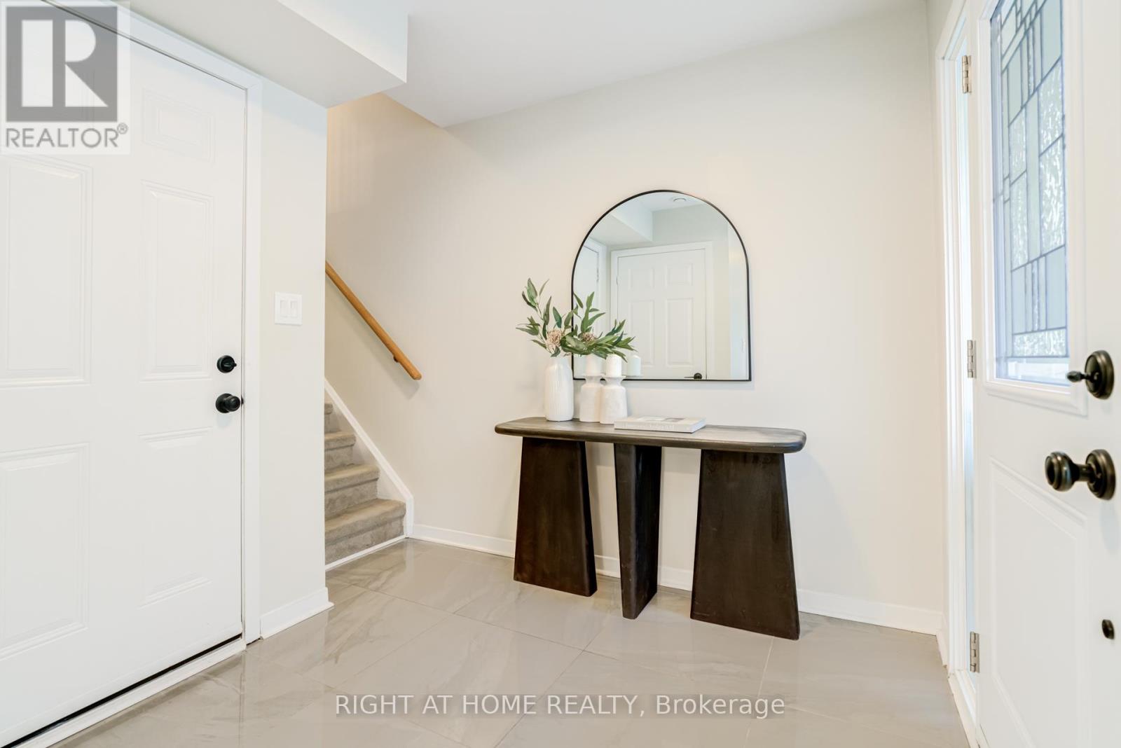 88 - 1250 St.martins Drive, Pickering, Ontario  L1W 0A2 - Photo 8 - E13129224