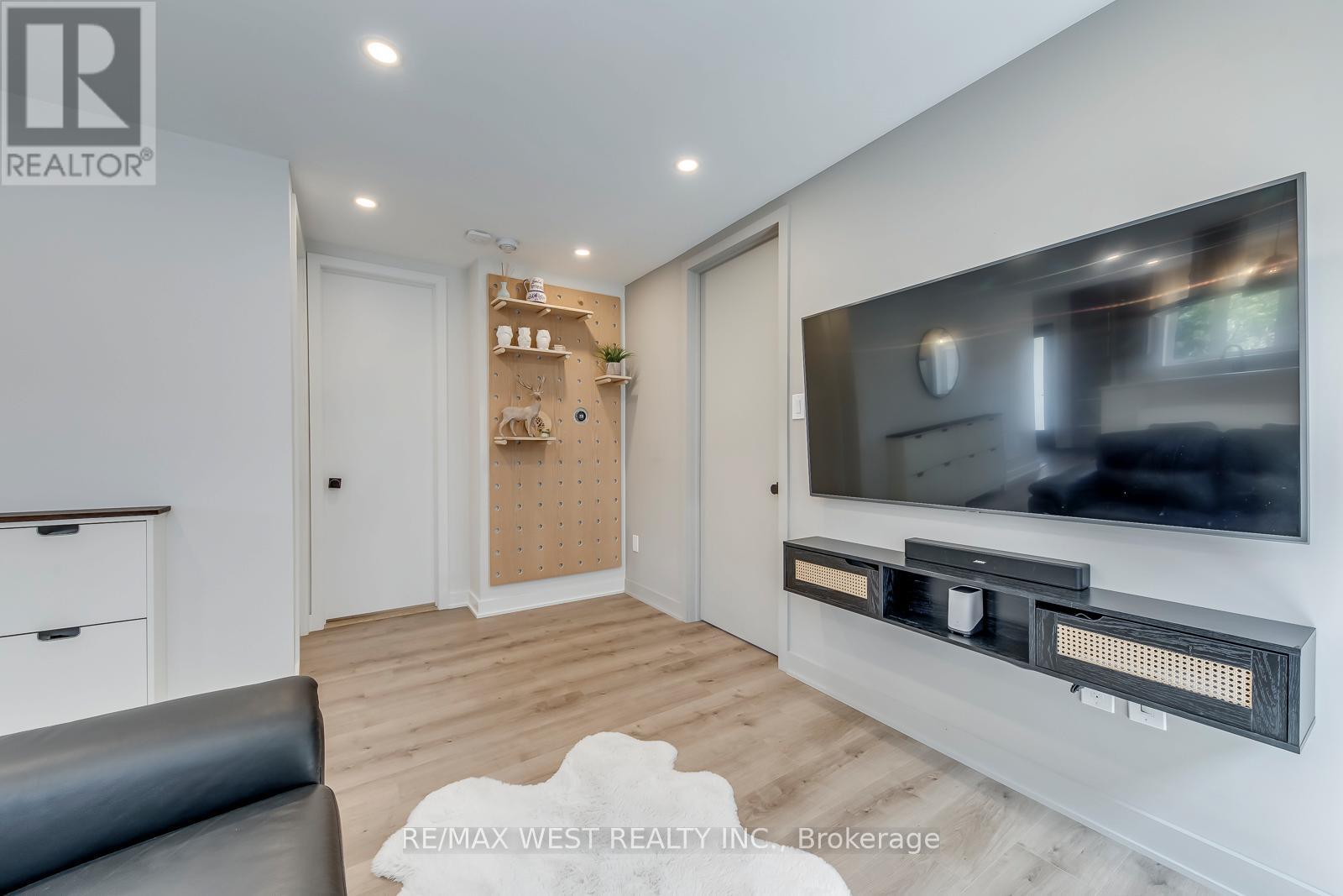 145 Bexhill Avenue, Toronto, Ontario  M1L 3C5 - Photo 14 - E13129276