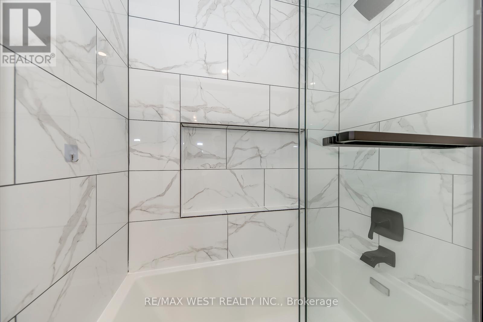 145 Bexhill Avenue, Toronto, Ontario  M1L 3C5 - Photo 20 - E13129276