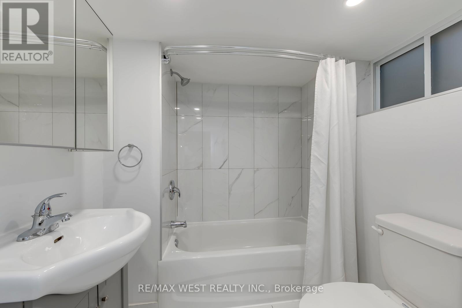 145 Bexhill Avenue, Toronto, Ontario  M1L 3C5 - Photo 39 - E13129276