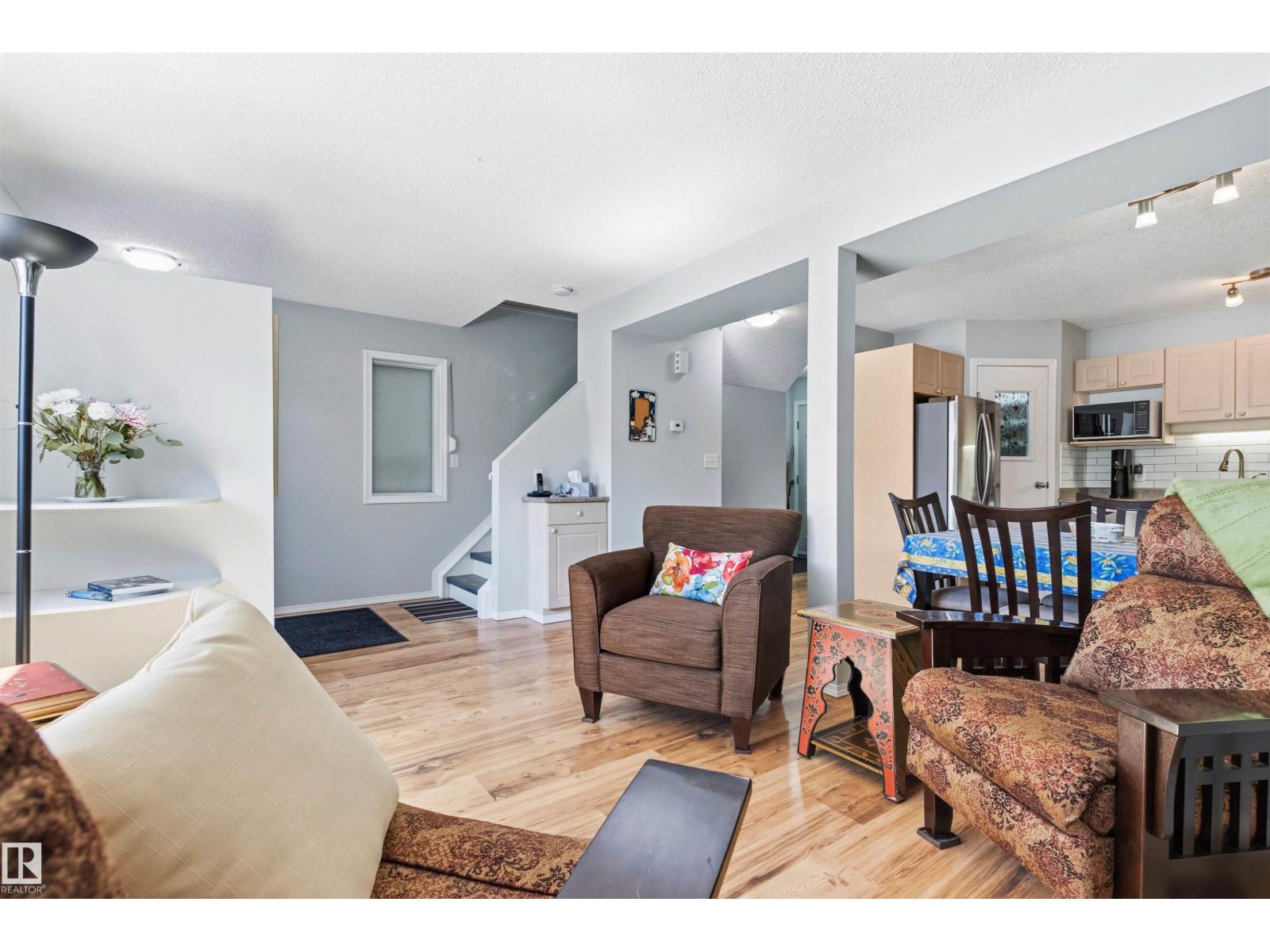 9638 108a Av Nw, Edmonton, Alberta  T5H 1C3 - Photo 10 - E4487719