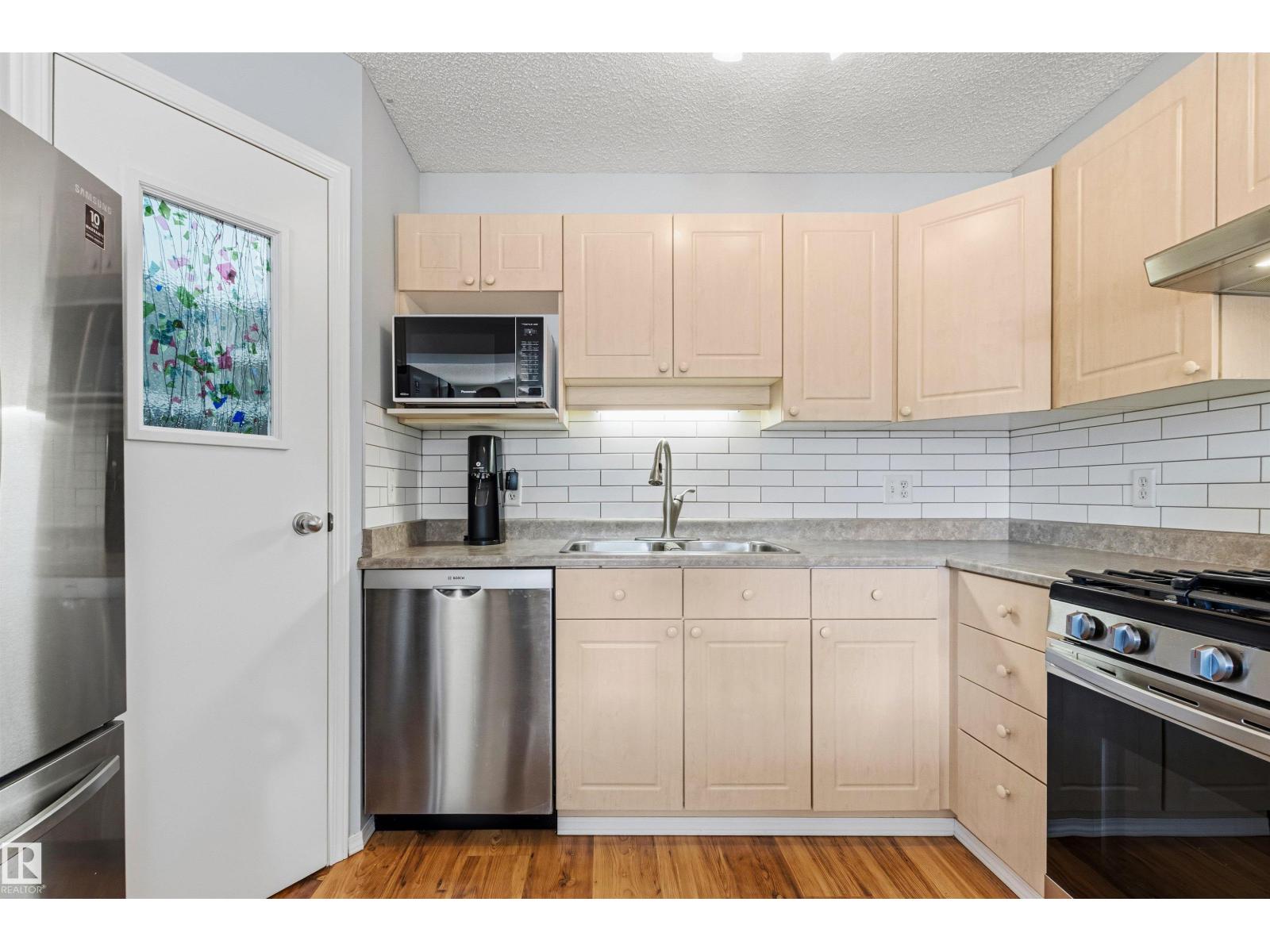 9638 108a Av Nw, Edmonton, Alberta  T5H 1C3 - Photo 14 - E4487719
