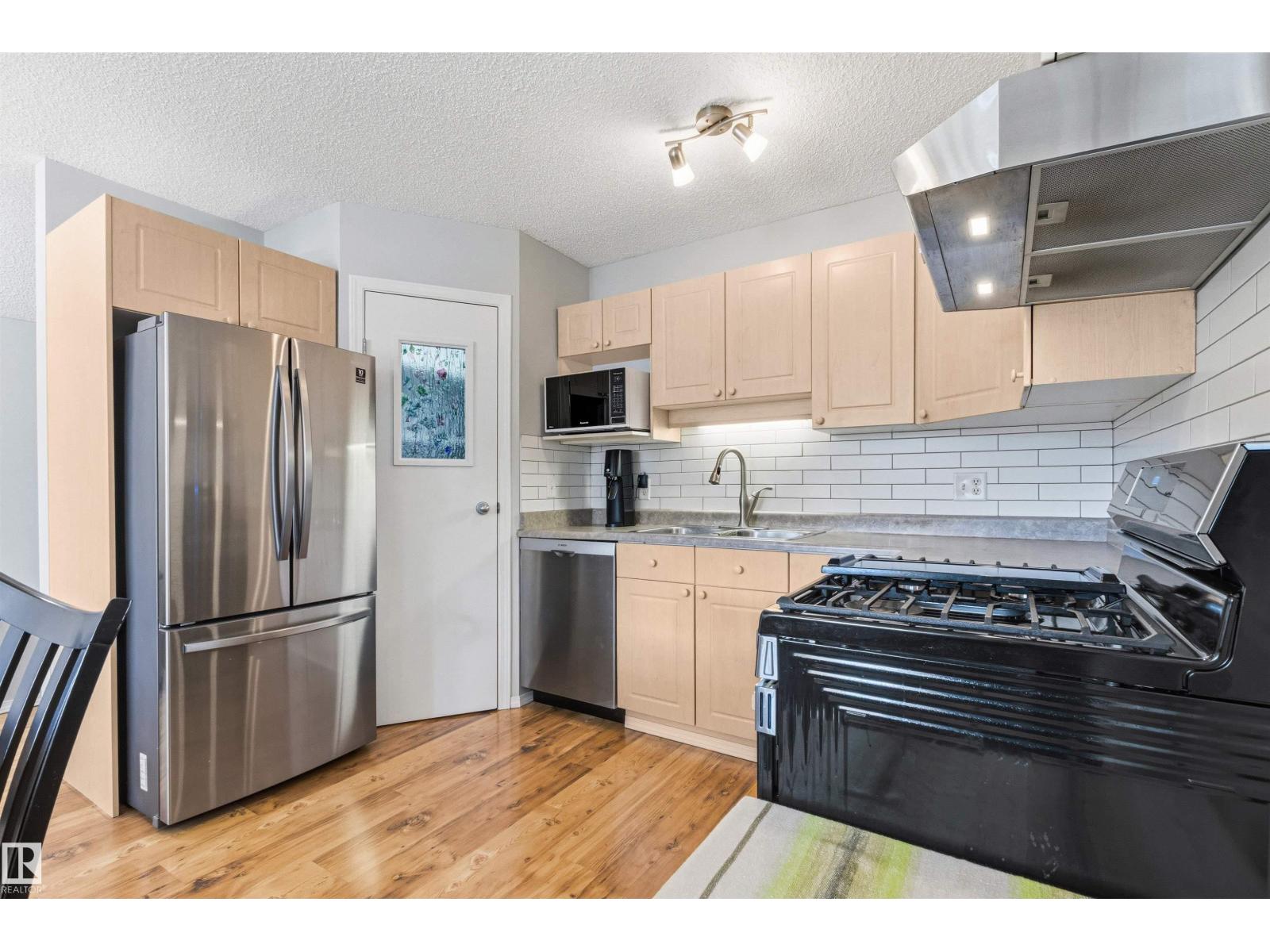 9638 108a Av Nw, Edmonton, Alberta  T5H 1C3 - Photo 15 - E4487719