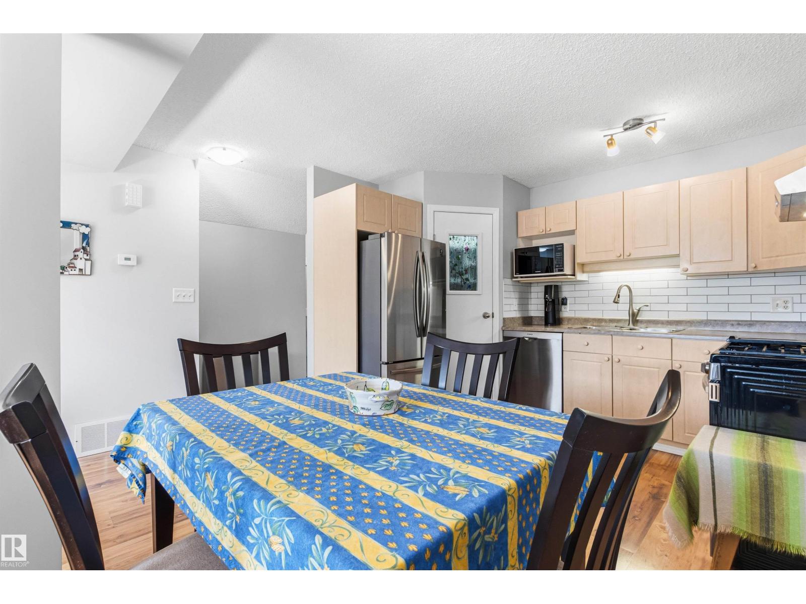 9638 108a Av Nw, Edmonton, Alberta  T5H 1C3 - Photo 18 - E4487719