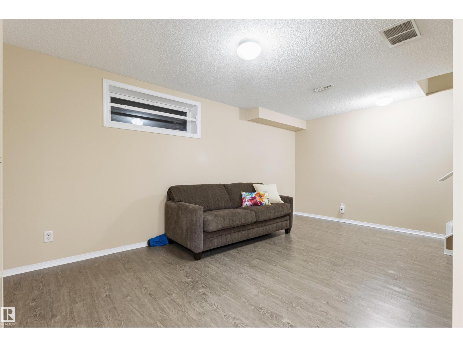 9638 108a Av Nw, Edmonton, Alberta  T5H 1C3 - Photo 34 - E4487719