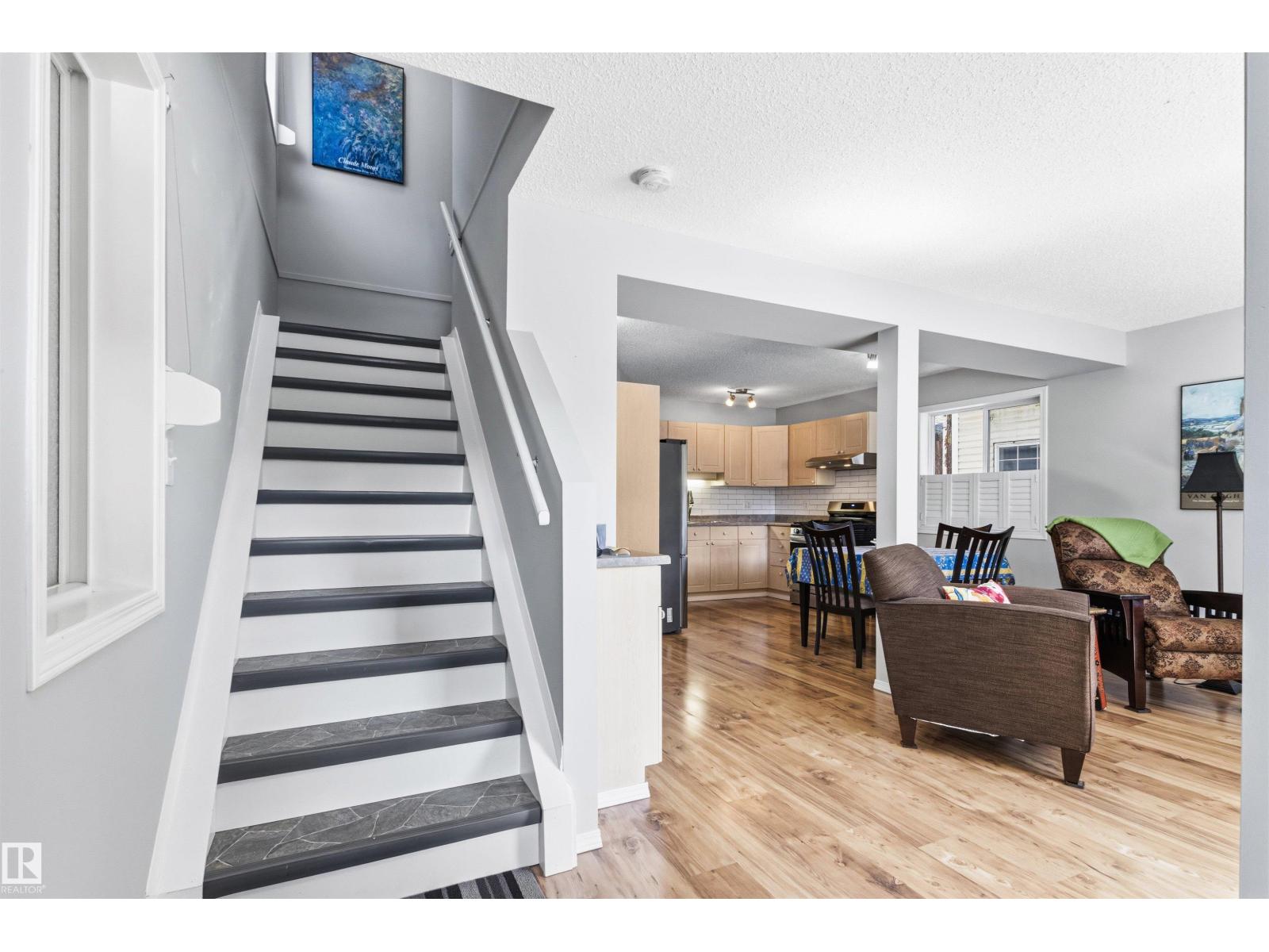 9638 108a Av Nw, Edmonton, Alberta  T5H 1C3 - Photo 5 - E4487719