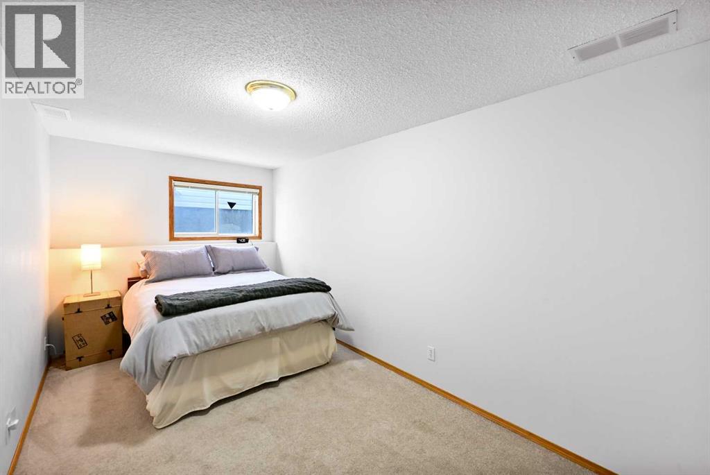 63 Anaheim Crescent Ne, Calgary, Alberta  T1Y 7B4 - Photo 27 - A2306806
