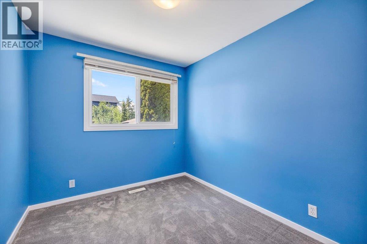 1201 10th Avenue, Fernie, British Columbia  V0B 1M0 - Photo 39 - 10387277