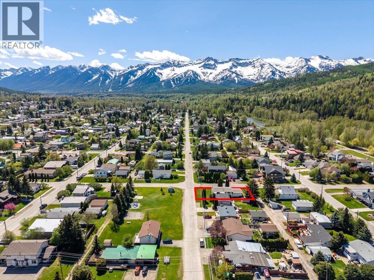 1201 10th Avenue, Fernie, British Columbia  V0B 1M0 - Photo 70 - 10387277