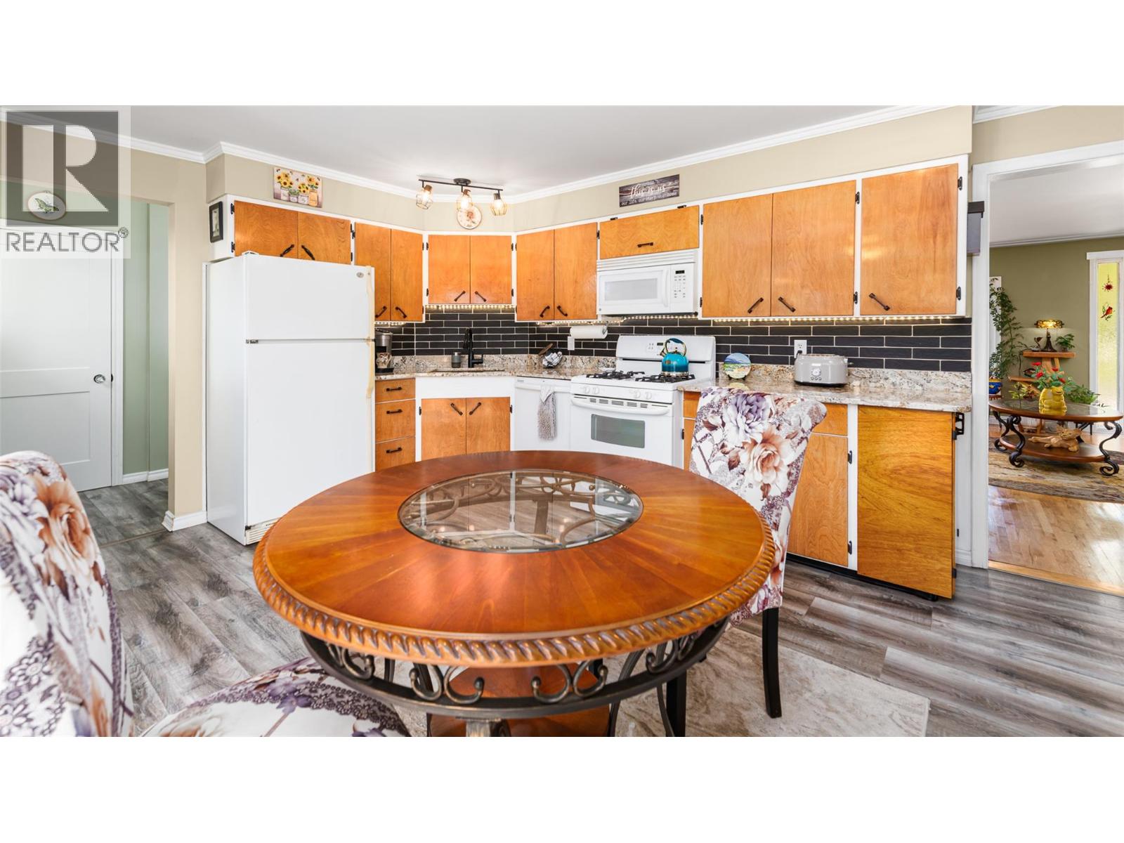 2125 Sunset Boulevard, Creston, British Columbia V0B 1G5 - Photo 10 - 10387171