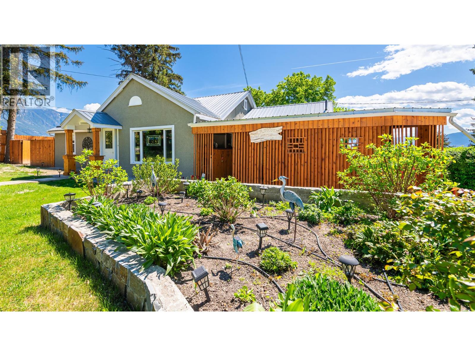 2125 Sunset Boulevard, Creston, British Columbia V0B 1G5 - Photo 37 - 10387171