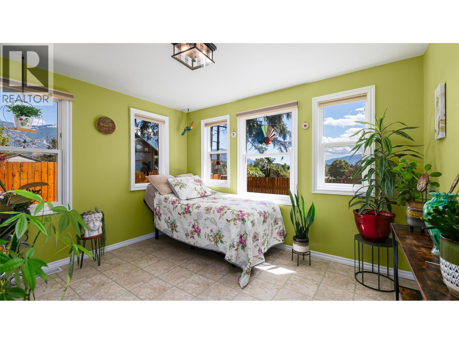 2125 Sunset Boulevard, Creston, British Columbia V0B 1G5 - Photo 18 - 10387171