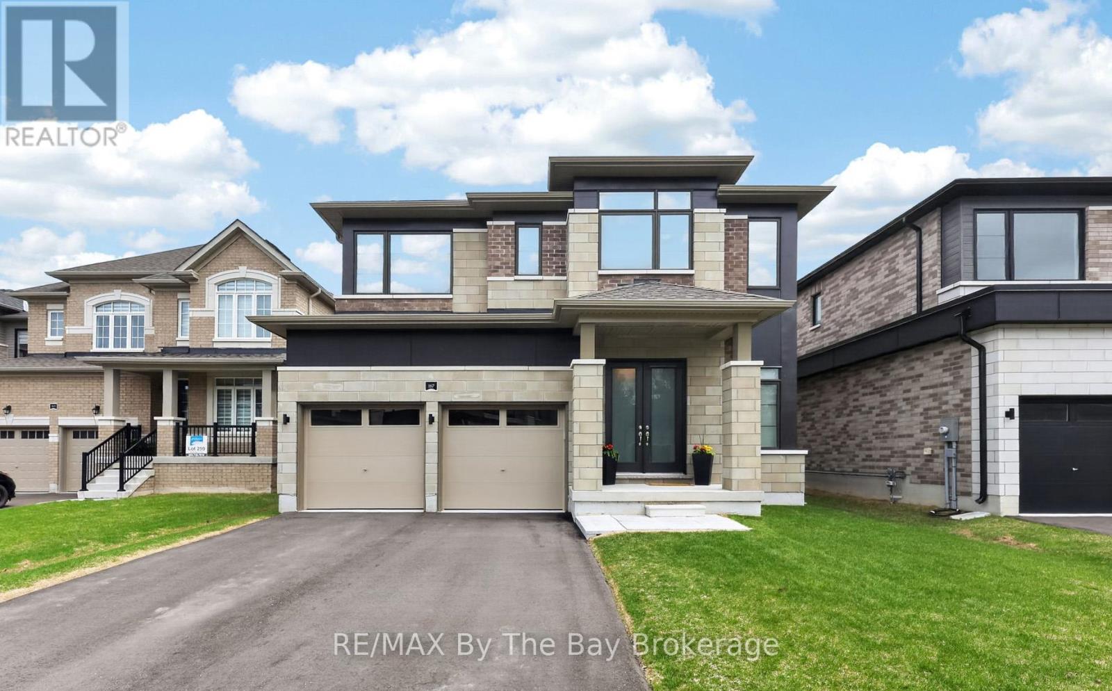 167 ROSANNE CIRCLE, Wasaga Beach, Ontario