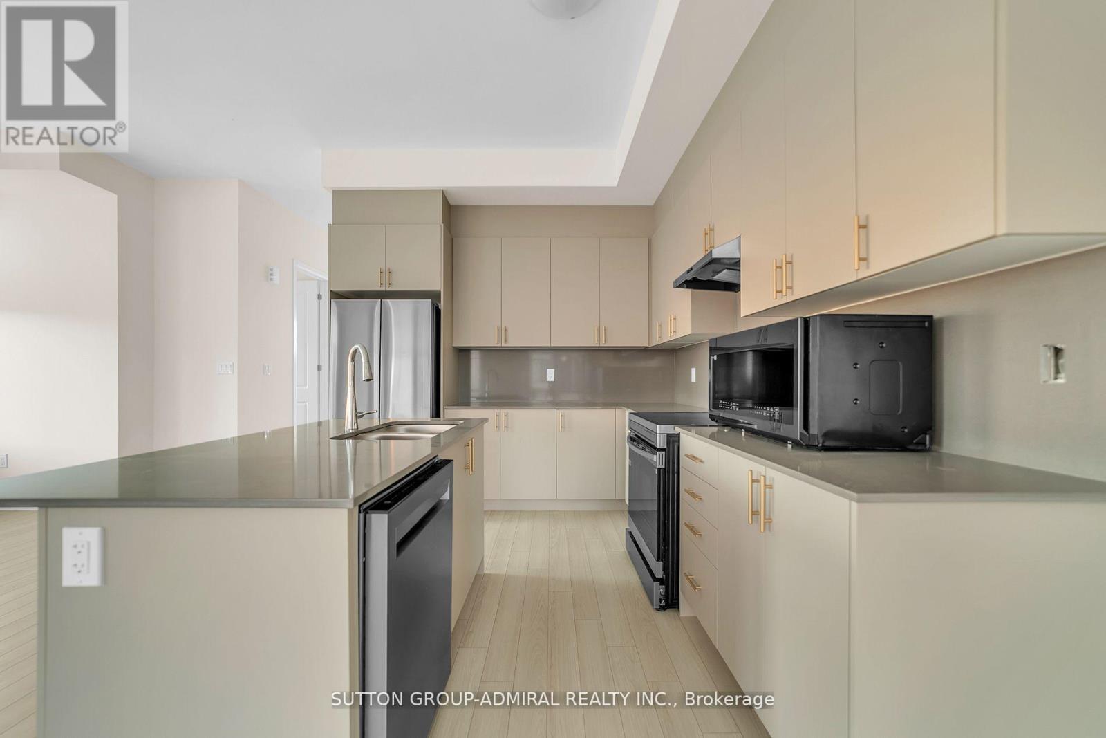 60 Lunay Drive, Richmond Hill, Ontario  L4S 0P2 - Photo 9 - N13129104