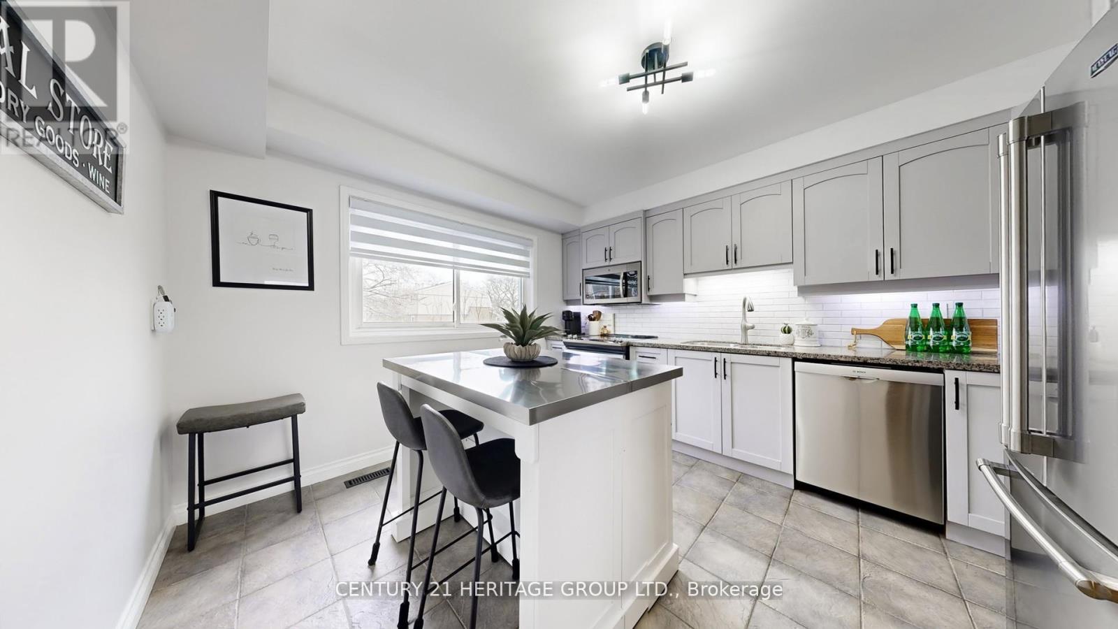 8 Dunkeld Way, Markham, Ontario  L3T 4Y9 - Photo 19 - N13129198