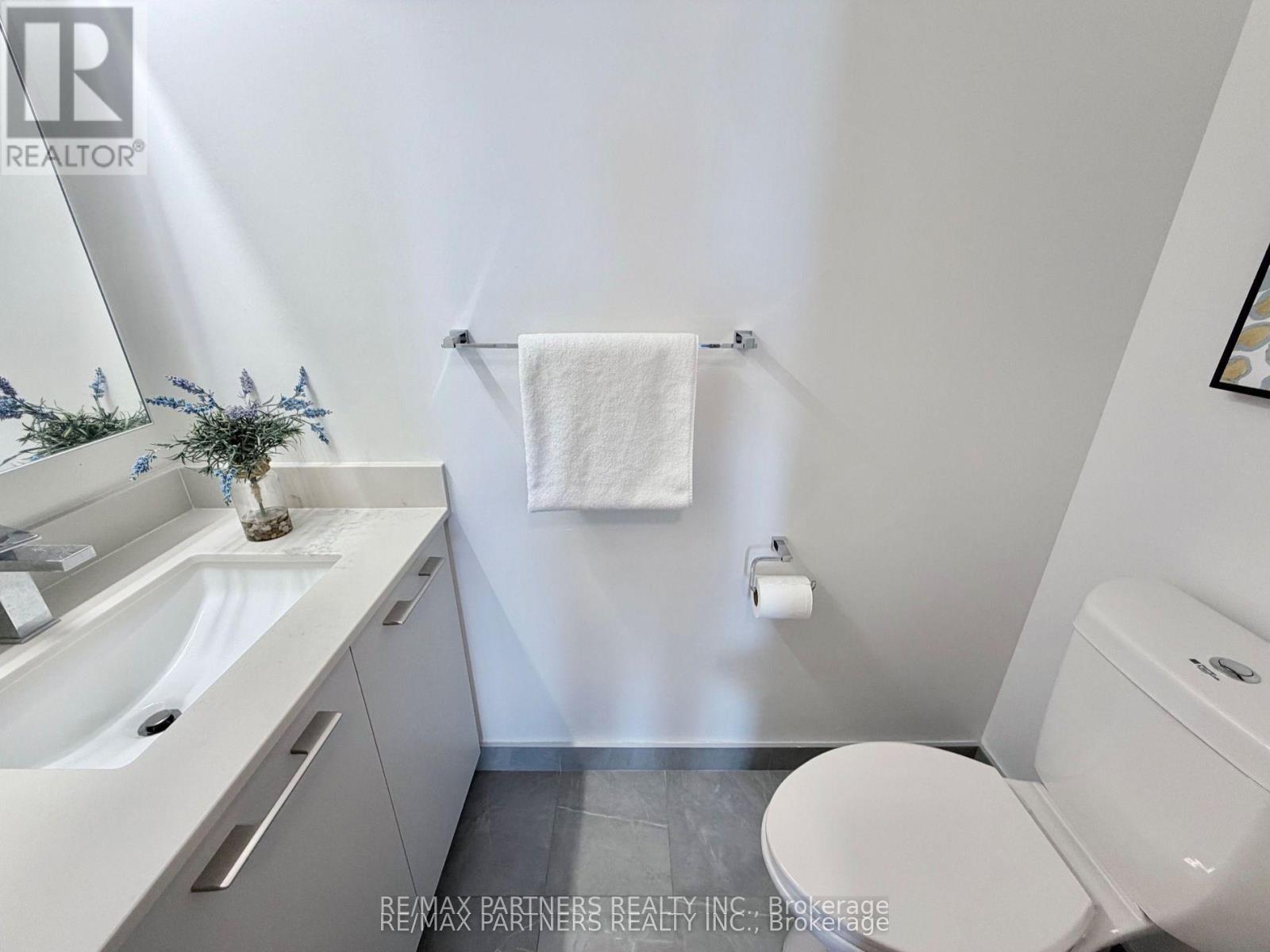 2710 - 8 Water Walk Drive, Markham (Unionville), Ontario  L3R 6L4 - Photo 10 - N13129298
