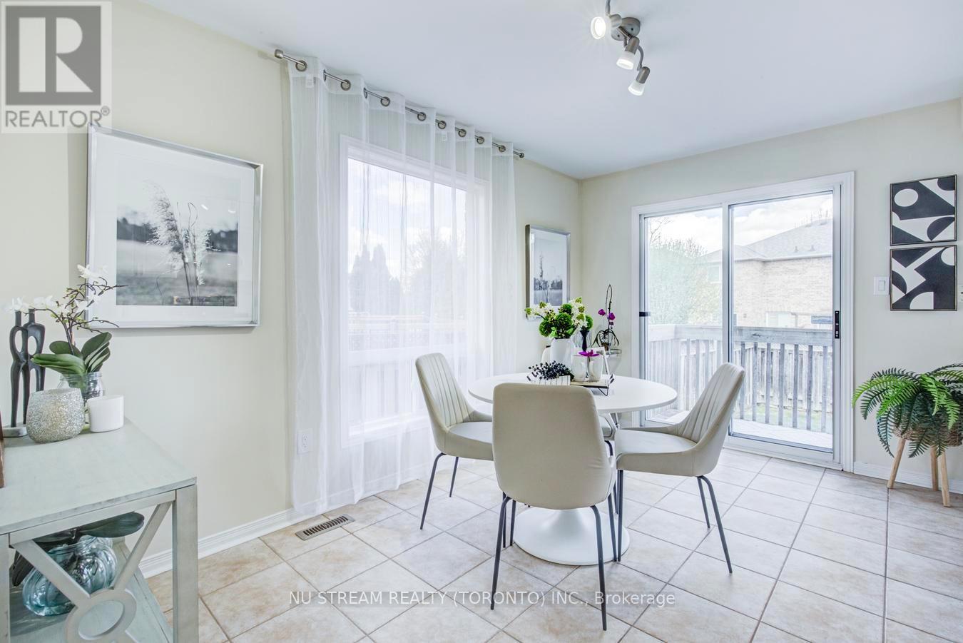 58 Rideau Drive, Richmond Hill, Ontario  L4B 4P3 - Photo 13 - N13128346