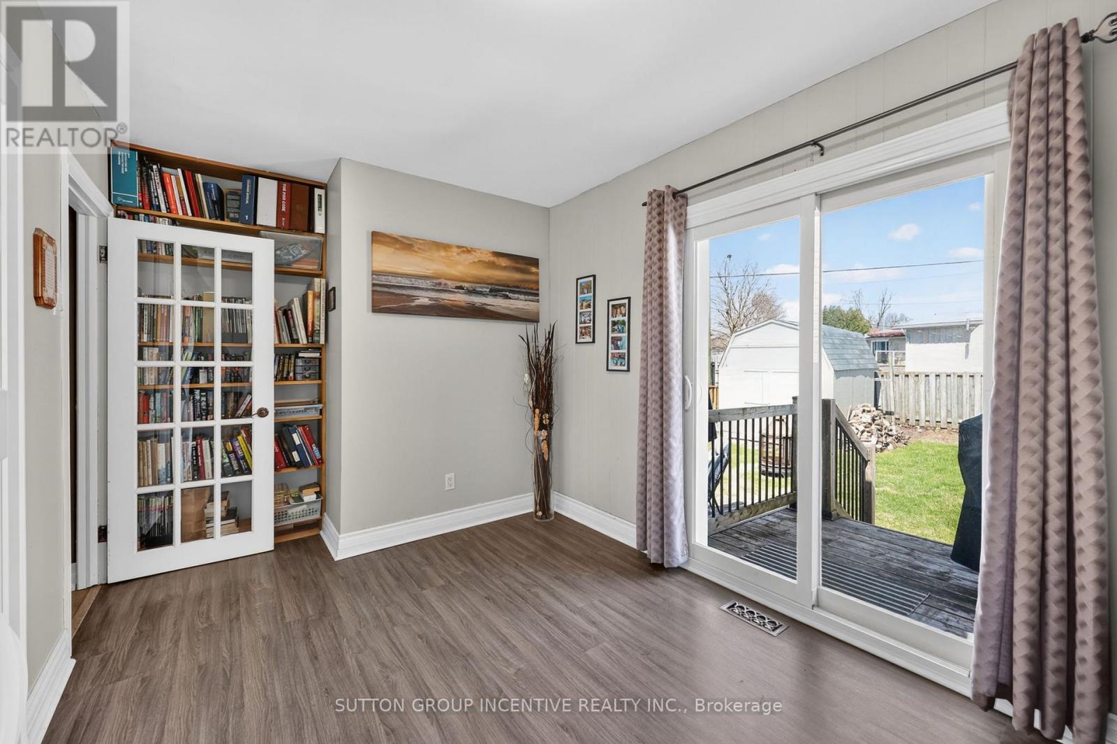 130 Grove Street E, Barrie (Wellington), Ontario  L4M 2P5 - Photo 13 - S13129246