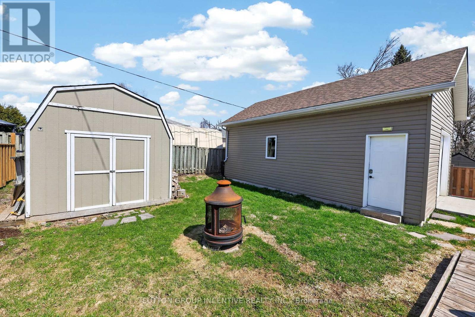 130 Grove Street E, Barrie (Wellington), Ontario  L4M 2P5 - Photo 35 - S13129246