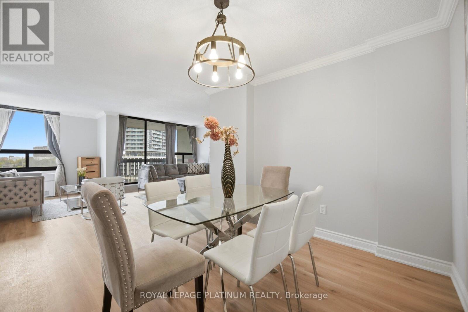 1012 - 50 Mississauga Valley Boulevard, Mississauga, Ontario  L5A 3S2 - Photo 10 - W13128922
