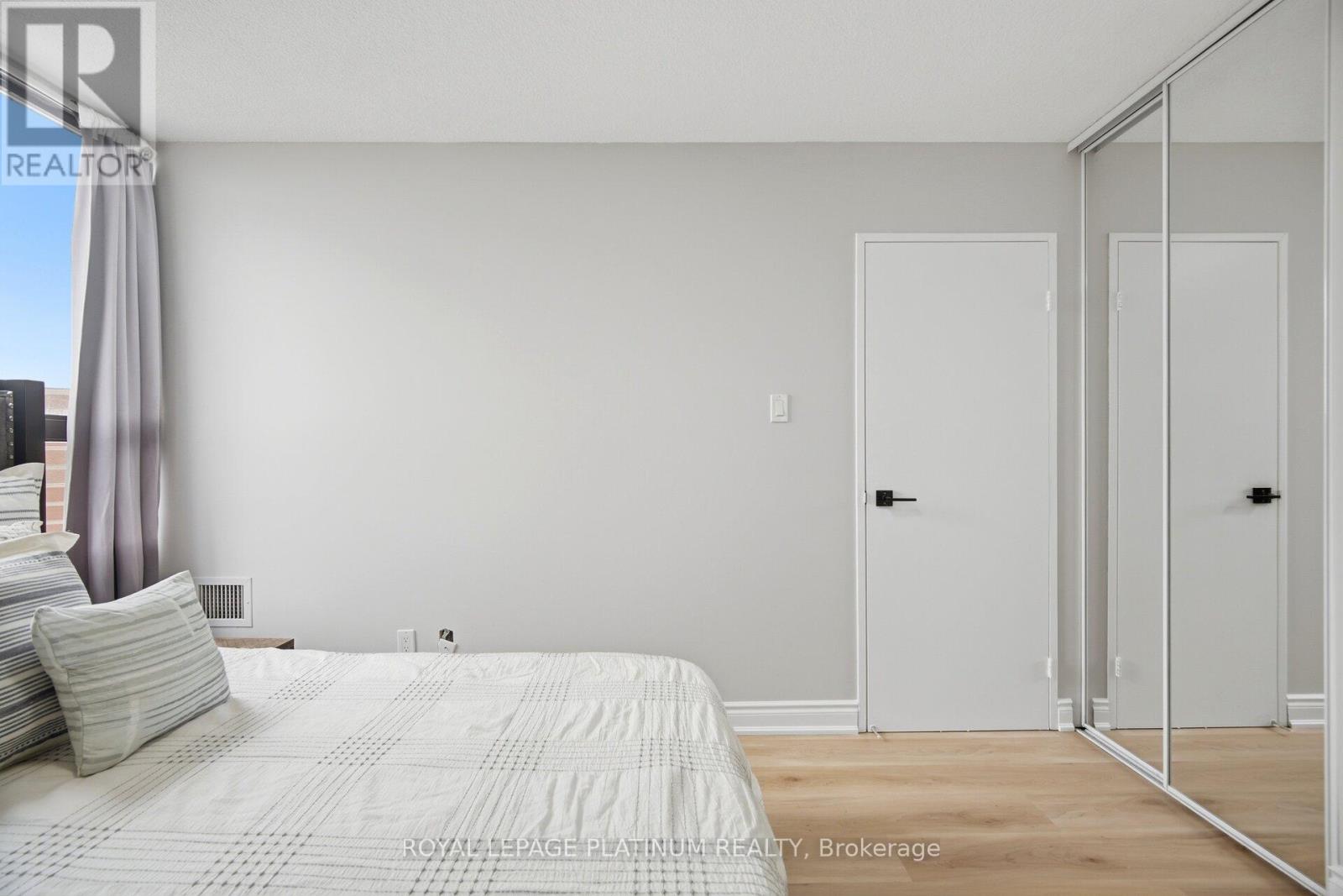 1012 - 50 Mississauga Valley Boulevard, Mississauga, Ontario  L5A 3S2 - Photo 29 - W13128922