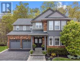 103 GLAZEBROOK CRESCENT, Cambridge, Ontario