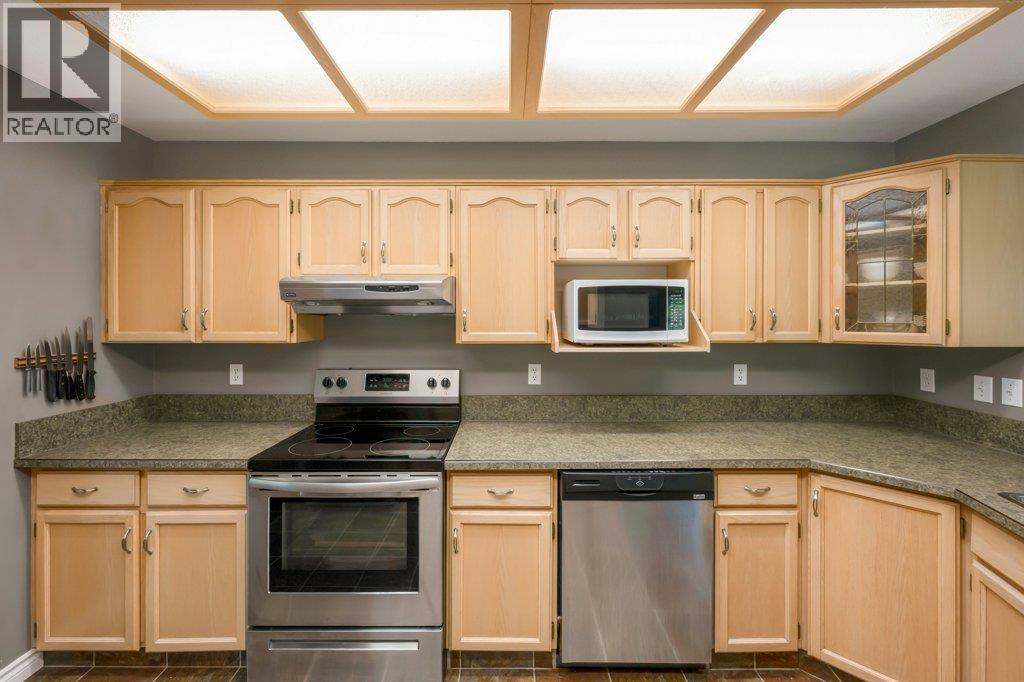 810 Merlot Avenue, Oliver, British Columbia  V0H 1T4 - Photo 31 - 10386838