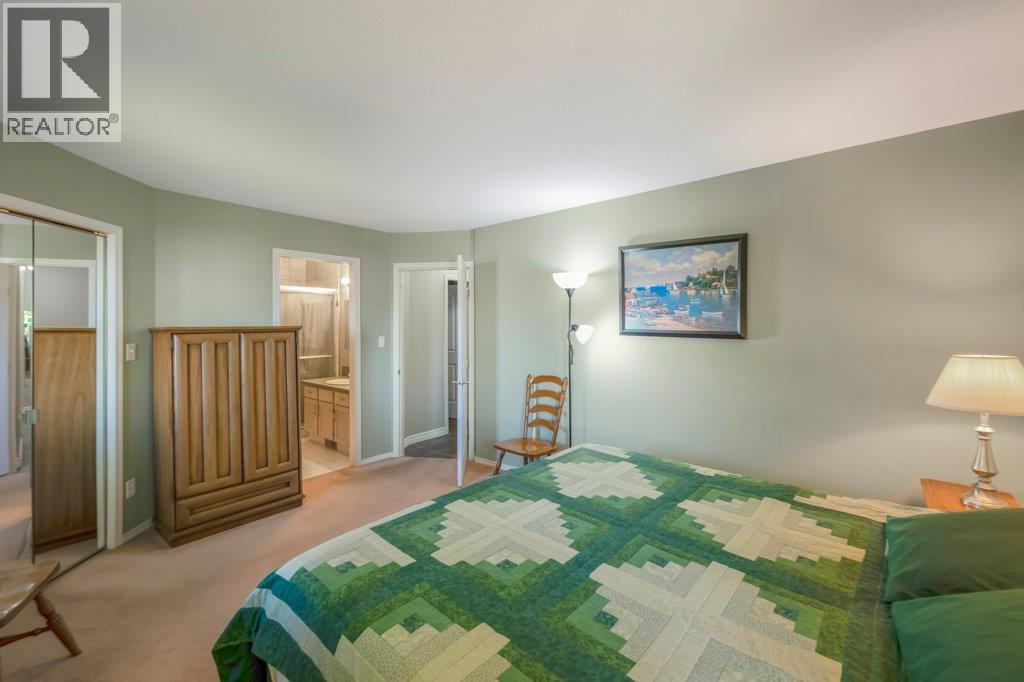 810 Merlot Avenue, Oliver, British Columbia  V0H 1T4 - Photo 41 - 10386838