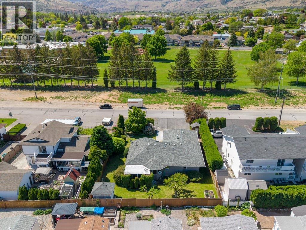 810 Merlot Avenue, Oliver, British Columbia  V0H 1T4 - Photo 66 - 10386838