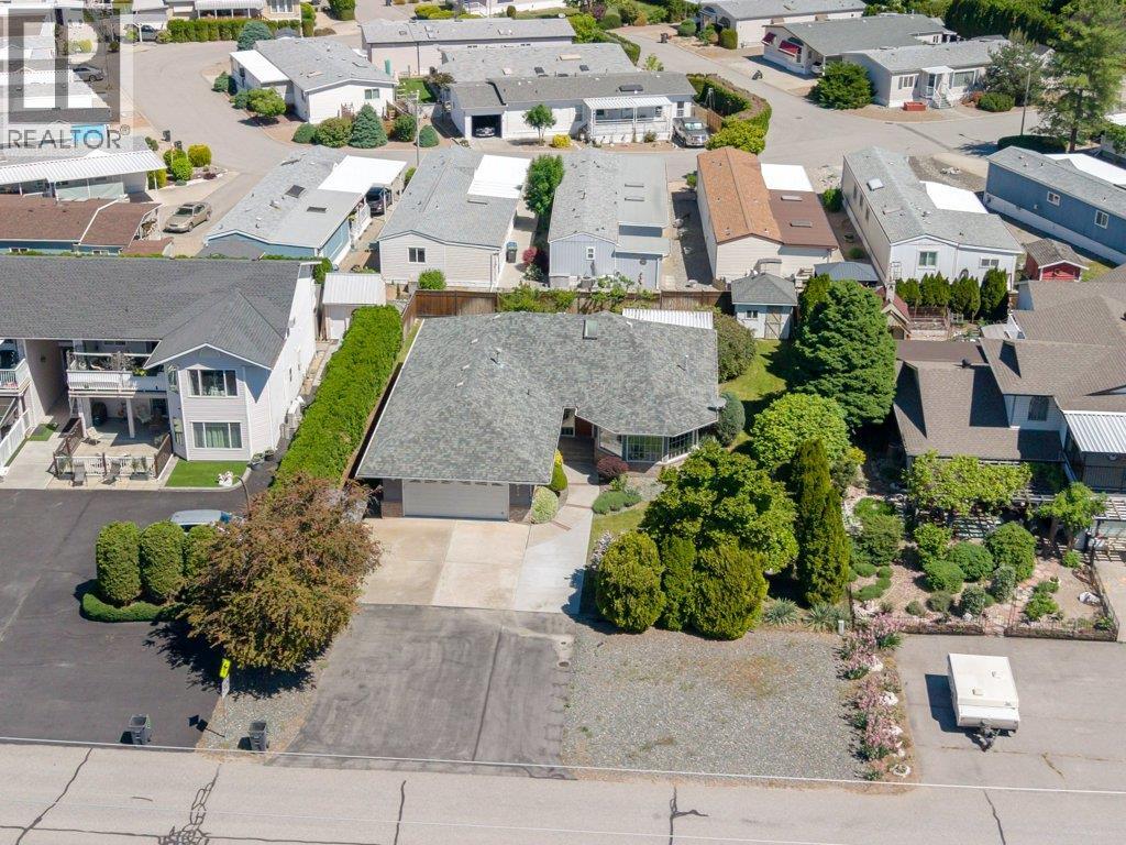 810 Merlot Avenue, Oliver, British Columbia  V0H 1T4 - Photo 69 - 10386838