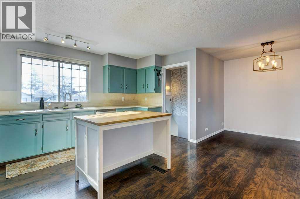 35 Penworth Place SE, Calgary, Alberta  T2A 4G4 - Photo 9 - A2288575