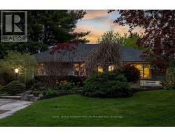 969 SANFORD DRIVE, Burlington, Ontario