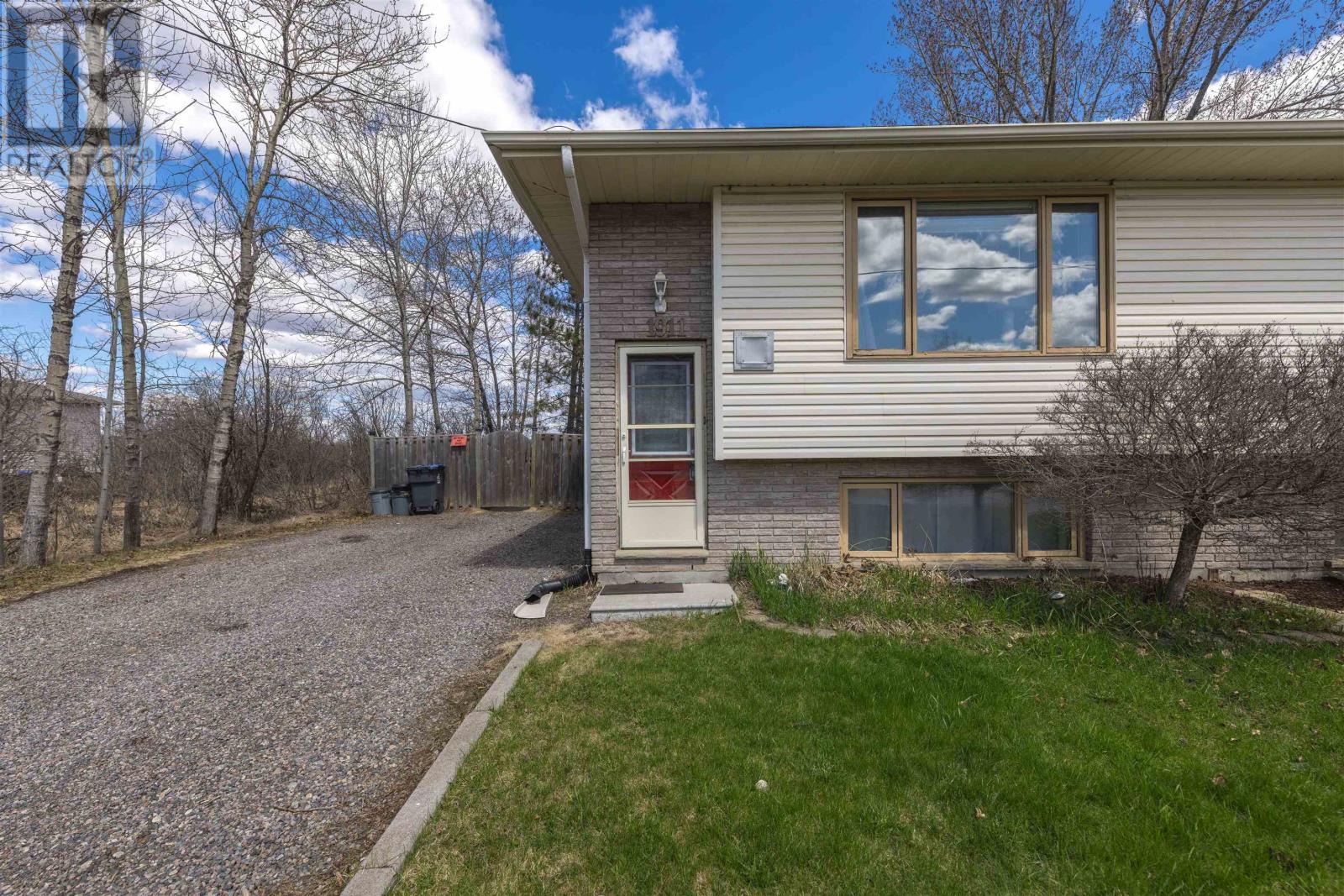 1911 Frederica St W, Thundr Bay, Ontario  P7E 6R8 - Photo 45 - TB2601026