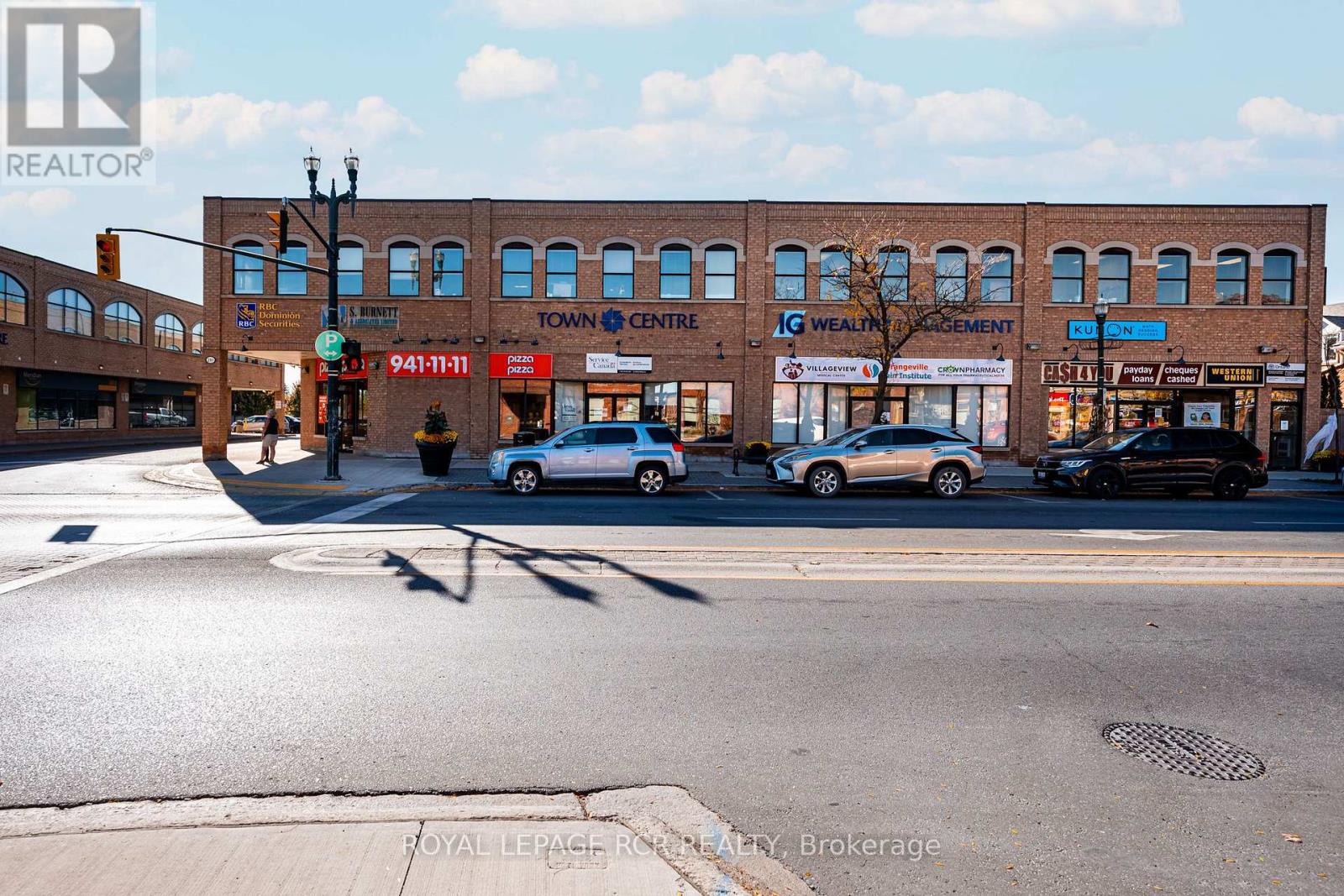 204 - 210 Broadway, Orangeville, Ontario  L9W 1K4 - Photo 2 - W13129124