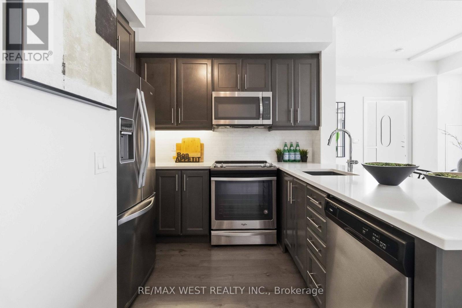 2202 - 15 Zorra Street, Toronto, Ontario  M8Z 0C1 - Photo 12 - W13129150