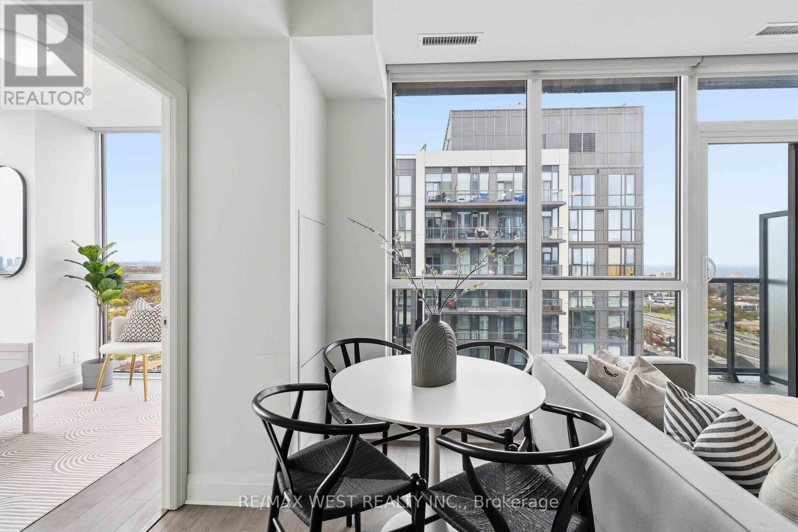 2202 - 15 Zorra Street, Toronto, Ontario  M8Z 0C1 - Photo 7 - W13129150