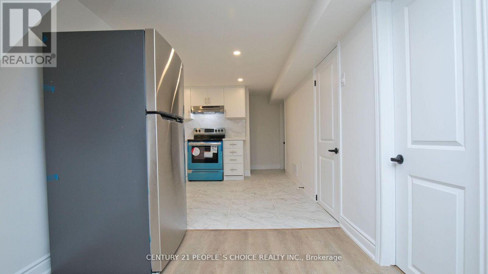 2 Betteridge Lane W, Toronto, Ontario  M9V 4E8 - Photo 13 - W13129164