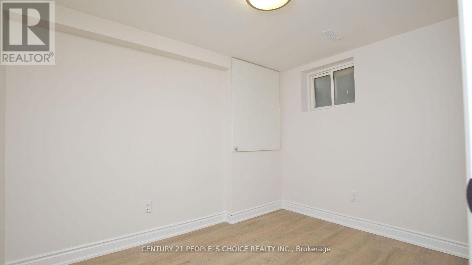 2 Betteridge Lane W, Toronto, Ontario  M9V 4E8 - Photo 18 - W13129164