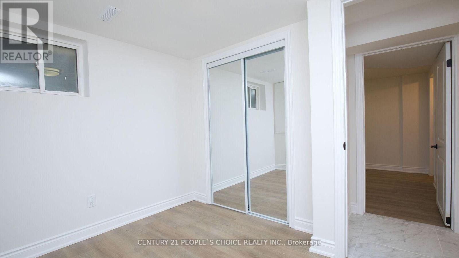 2 Betteridge Lane W, Toronto, Ontario  M9V 4E8 - Photo 19 - W13129164