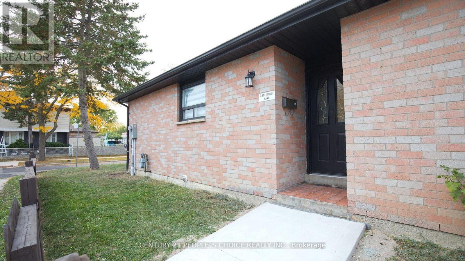 2 Betteridge Lane W, Toronto, Ontario  M9V 4E8 - Photo 2 - W13129164