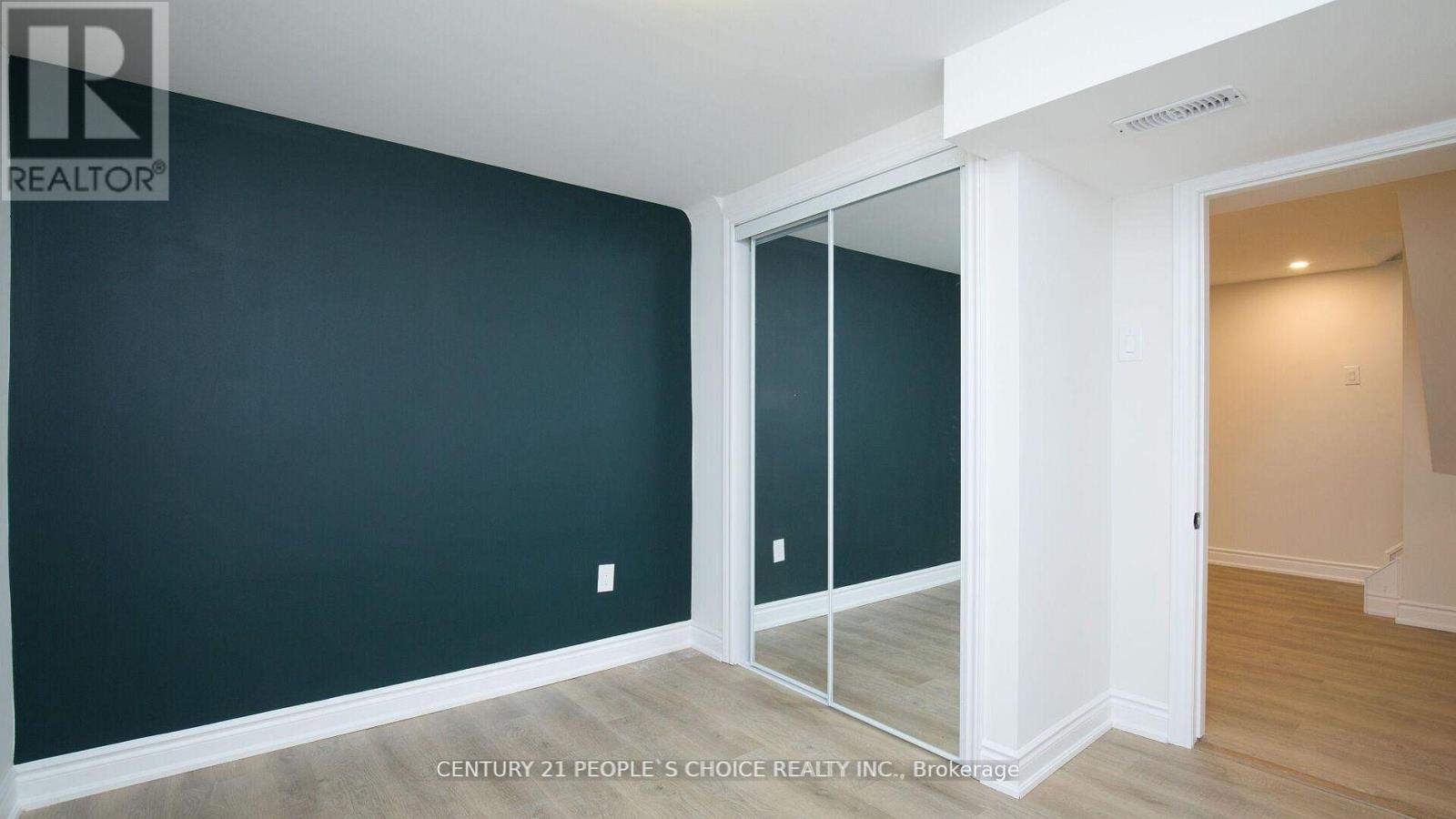 2 Betteridge Lane W, Toronto, Ontario  M9V 4E8 - Photo 22 - W13129164