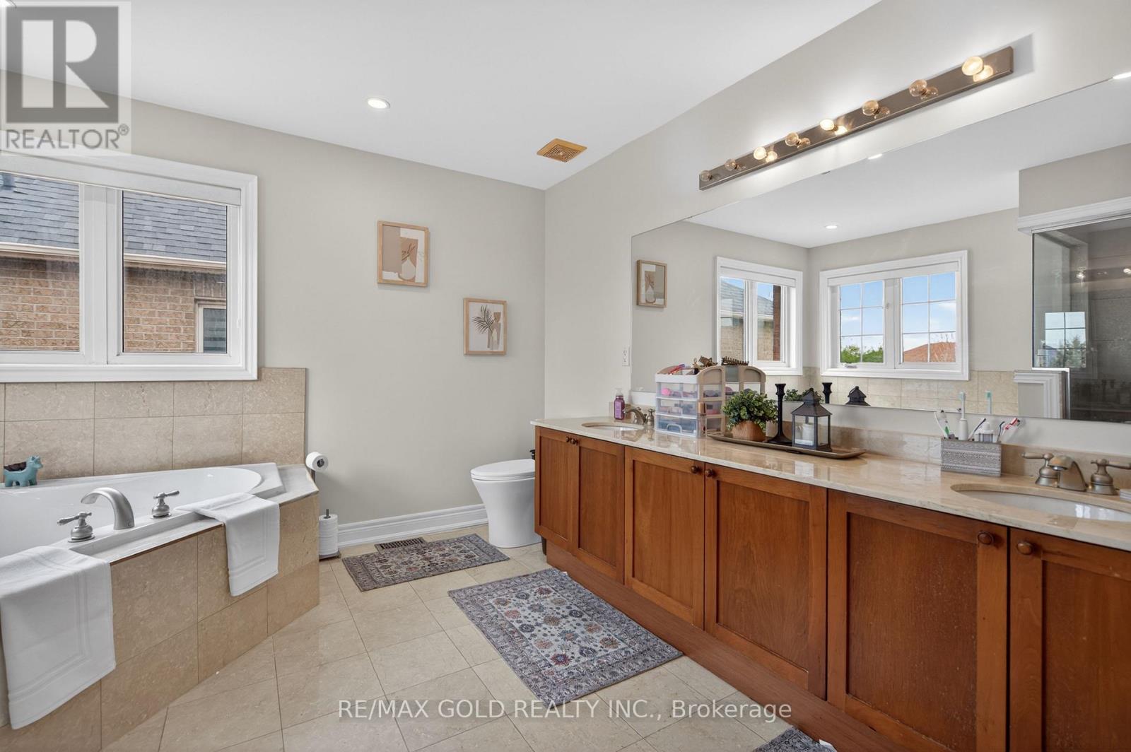 17 Maisonneuve Boulevard E, Brampton, Ontario  L6P 1W8 - Photo 23 - W13129238