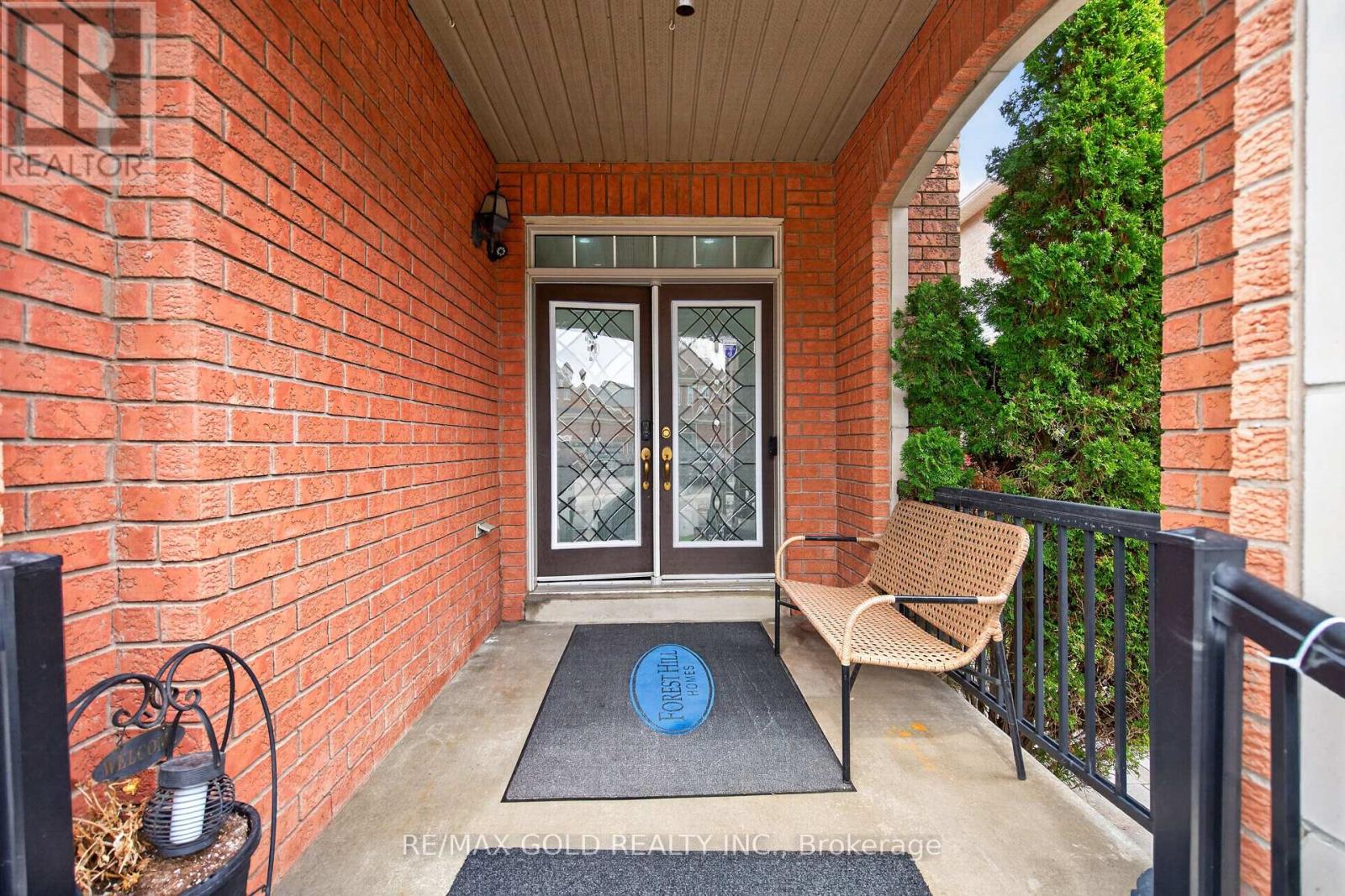 17 Maisonneuve Boulevard E, Brampton, Ontario  L6P 1W8 - Photo 5 - W13129238