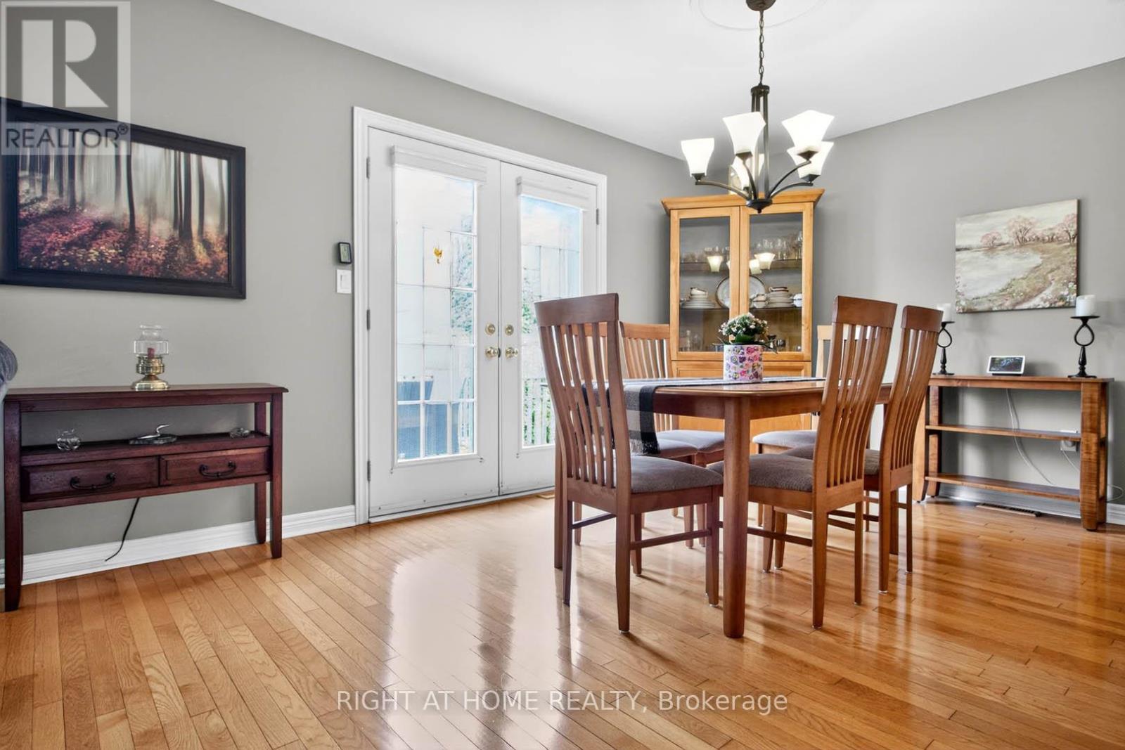 315 Centennial Forest Drive, Milton, Ontario  L9T 5X4 - Photo 13 - W13129264